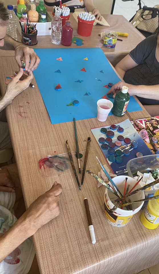 &kappa;&alpha;&lambda;&omicron;&kappa;&alpha;&iota;&rho;&iota; 4